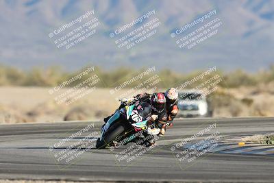 media/Dec-07-2025-CVMA (Sun) [[3e7d2de5dc]]/Race 16-Formula Middleweight/